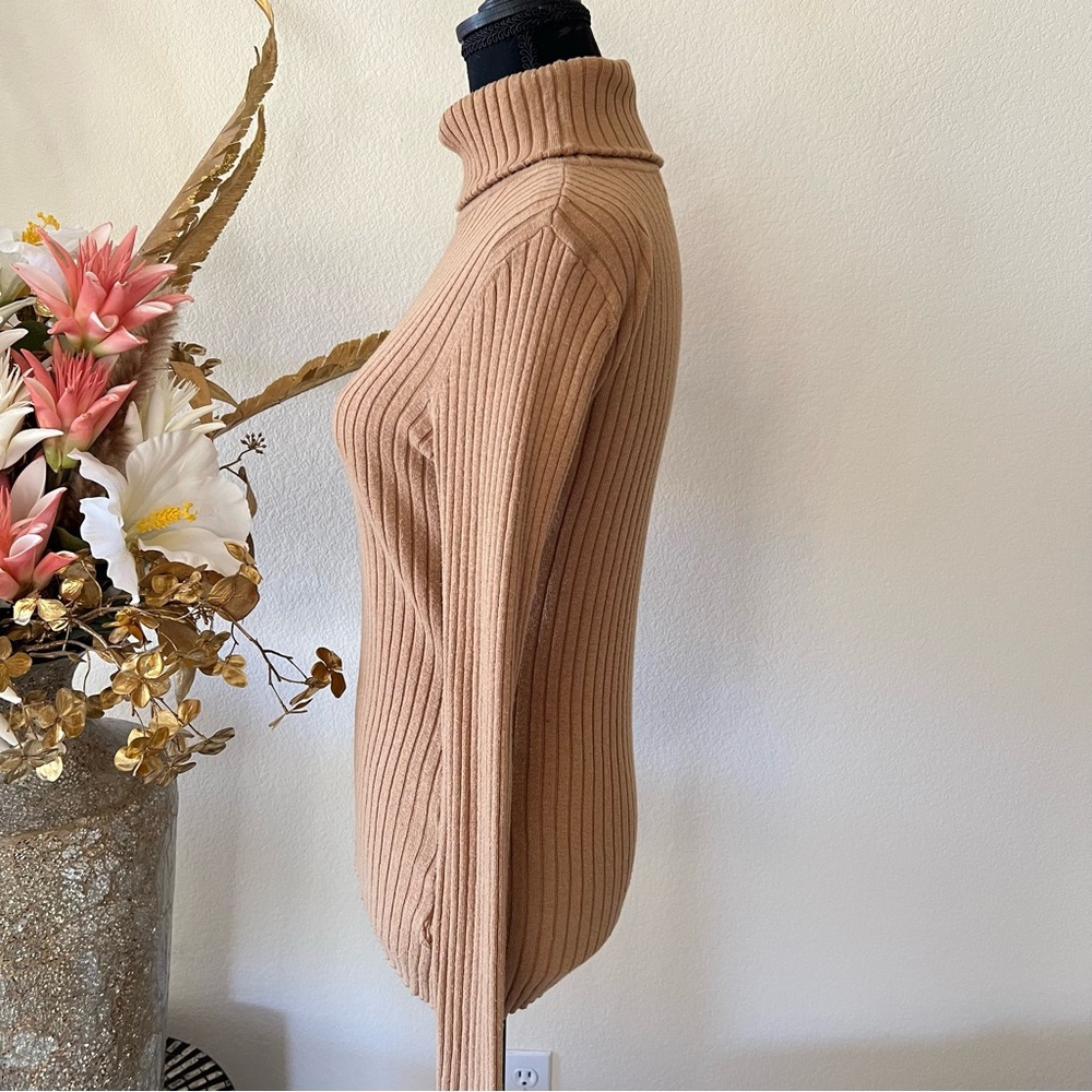 Charter Club Ribbed Fitted Cotton Tan Turtleneck Sweater - Picture 4 of 10